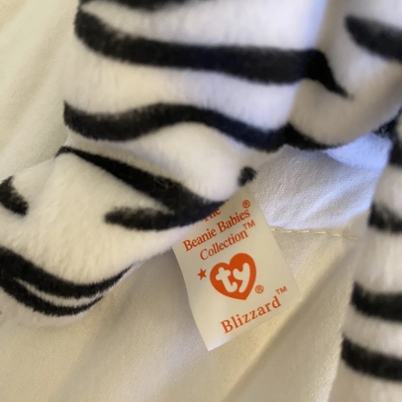 TY Beanie Babies 1996 - Blizzard the white & black Tiger - NWT - Retied & Rare - Picture 4 of 9